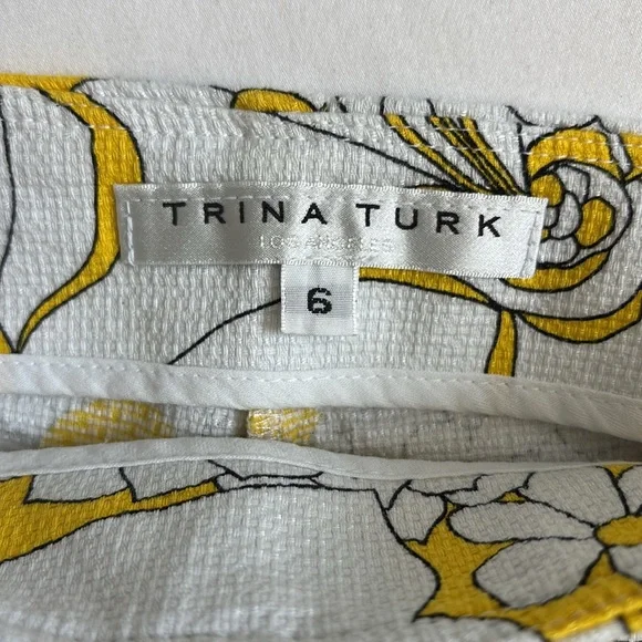 Trina Turk mod floral flat front shorts with side zip - Picture 5 of 8